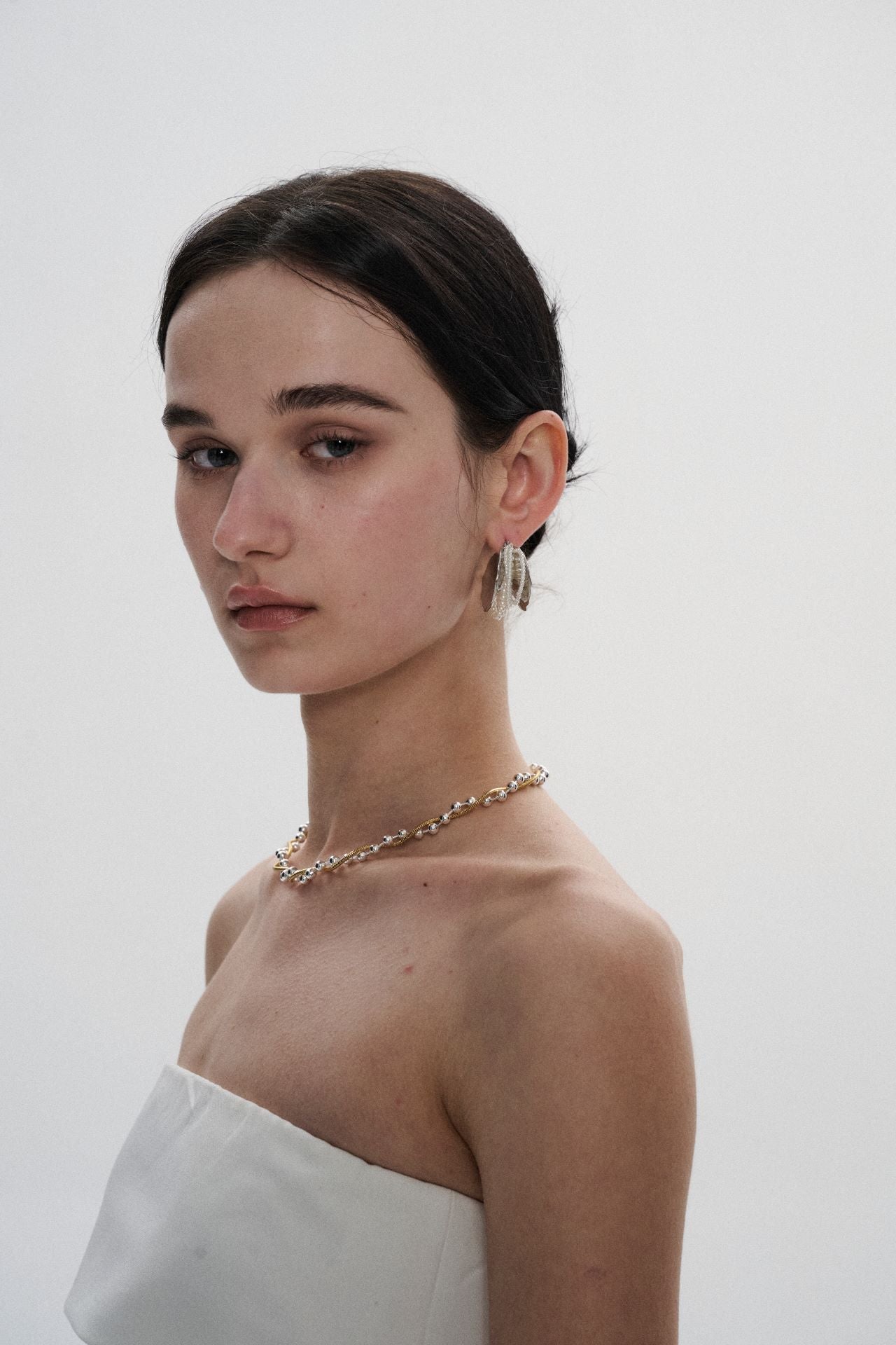 Orbit Chain Collar