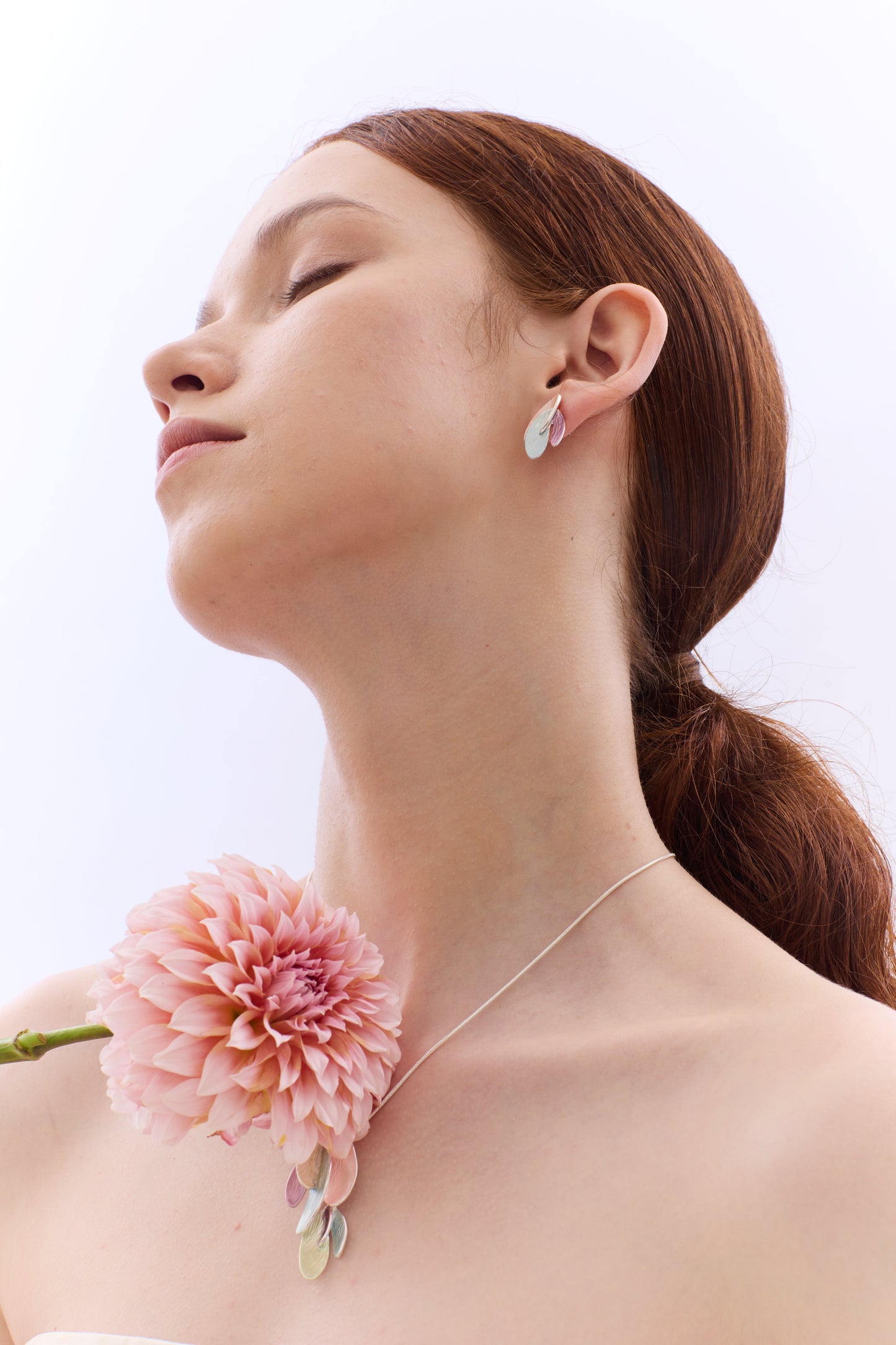 Breeze Petal Earring