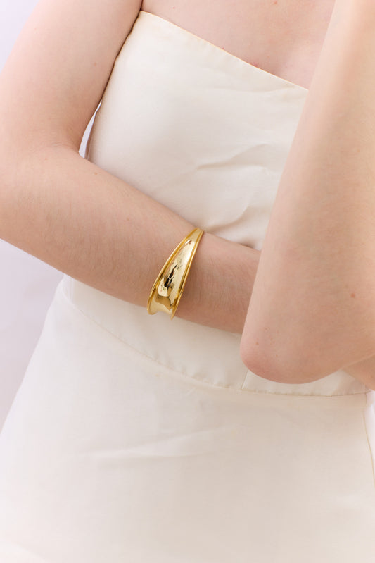 Vesta Cuff