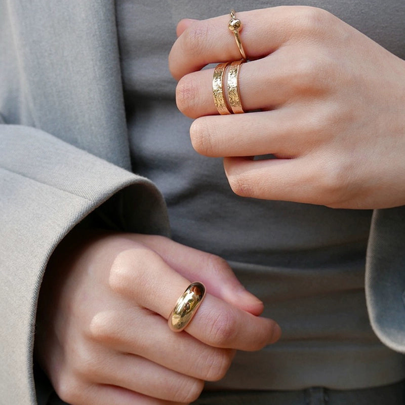 Bold Curved Band Ring