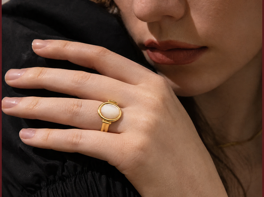 Golden Moonlit Aura Ring