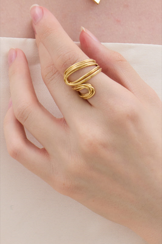 Loop Line Ring