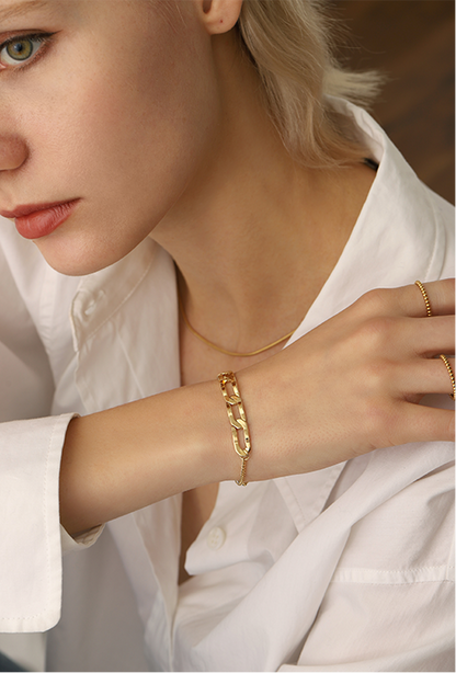 Golden Bonds Bracelet